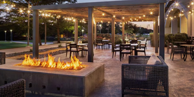 fort-worht-marriott-firepit-resized_1